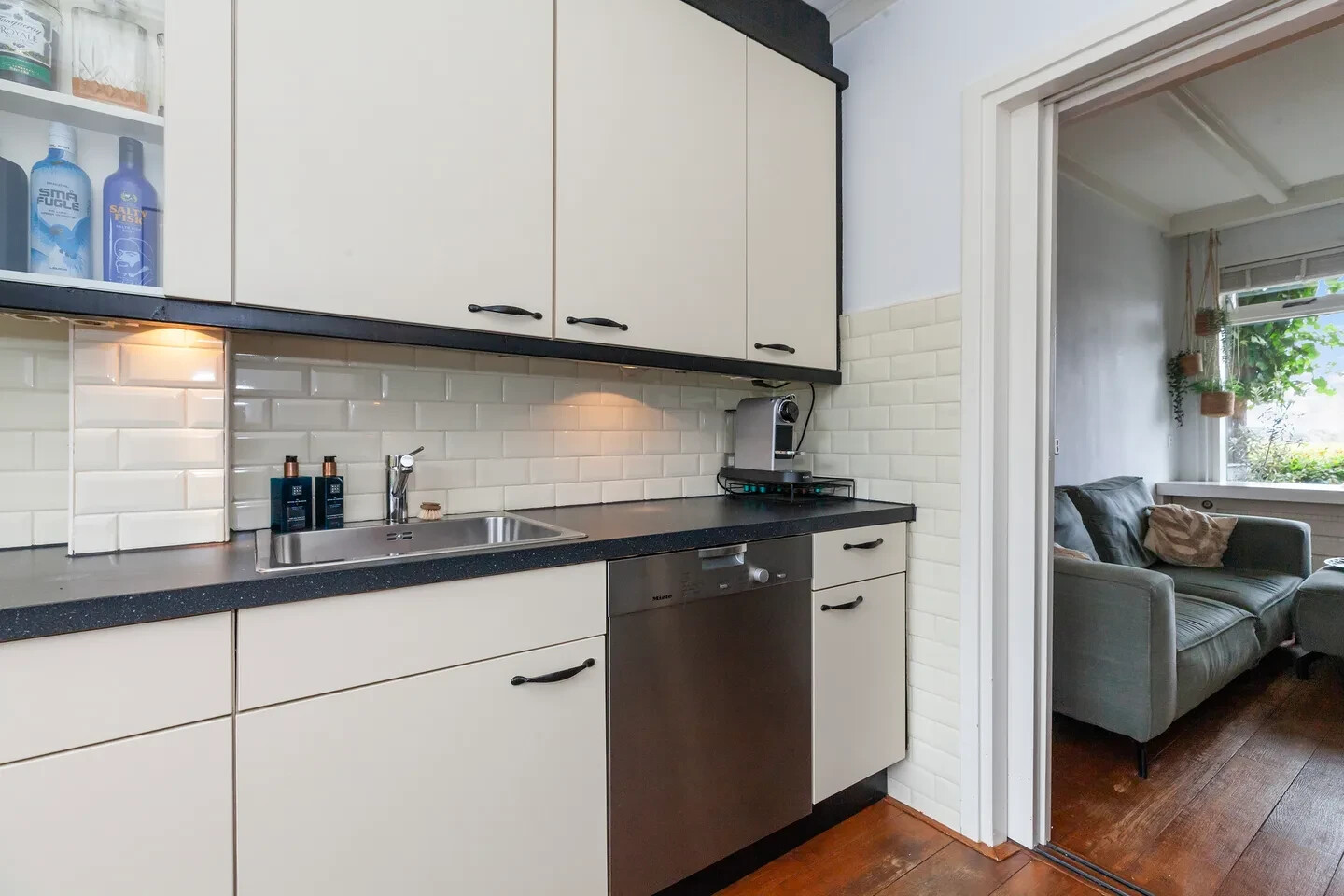Tussenwoning te koop: Oost Kinderdijk 295, Alblasserdam