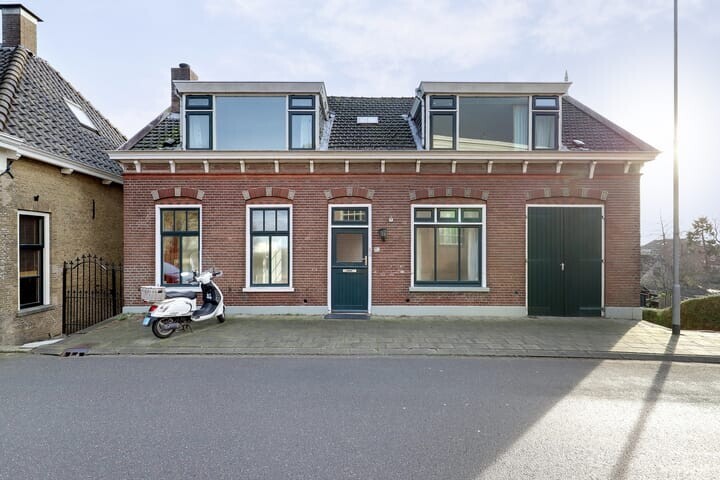 Vrijstaande woning te koop: Lekdijk 153, Nieuw-Lekkerland