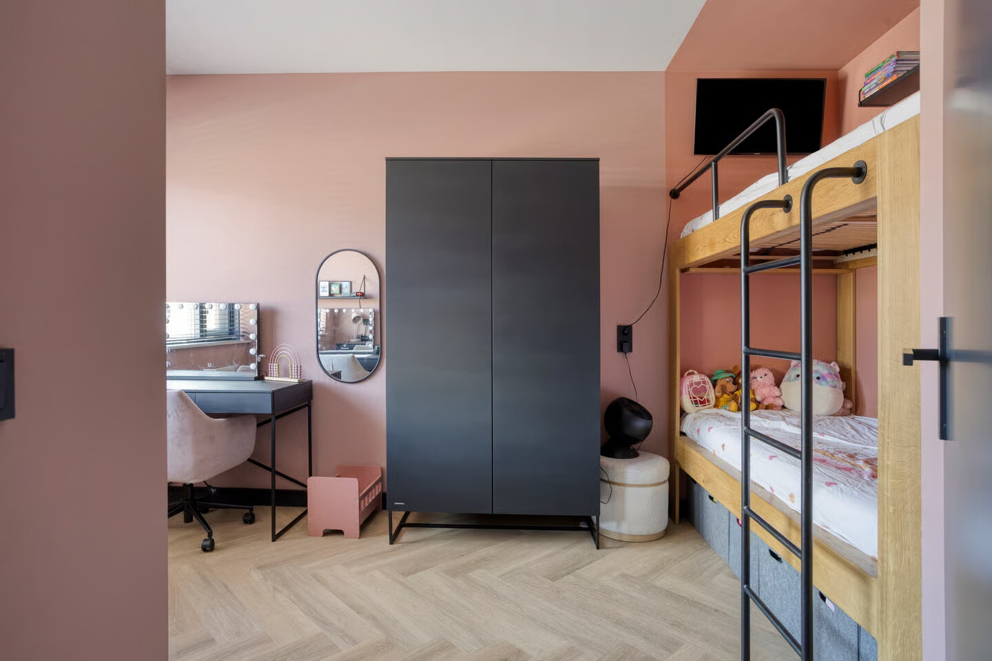 Tussenwoning te koop: Watersnip 11, Nieuw-Lekkerland
