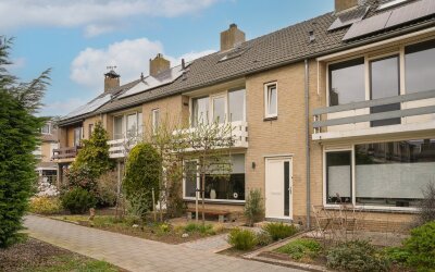 Uranusstraat 8