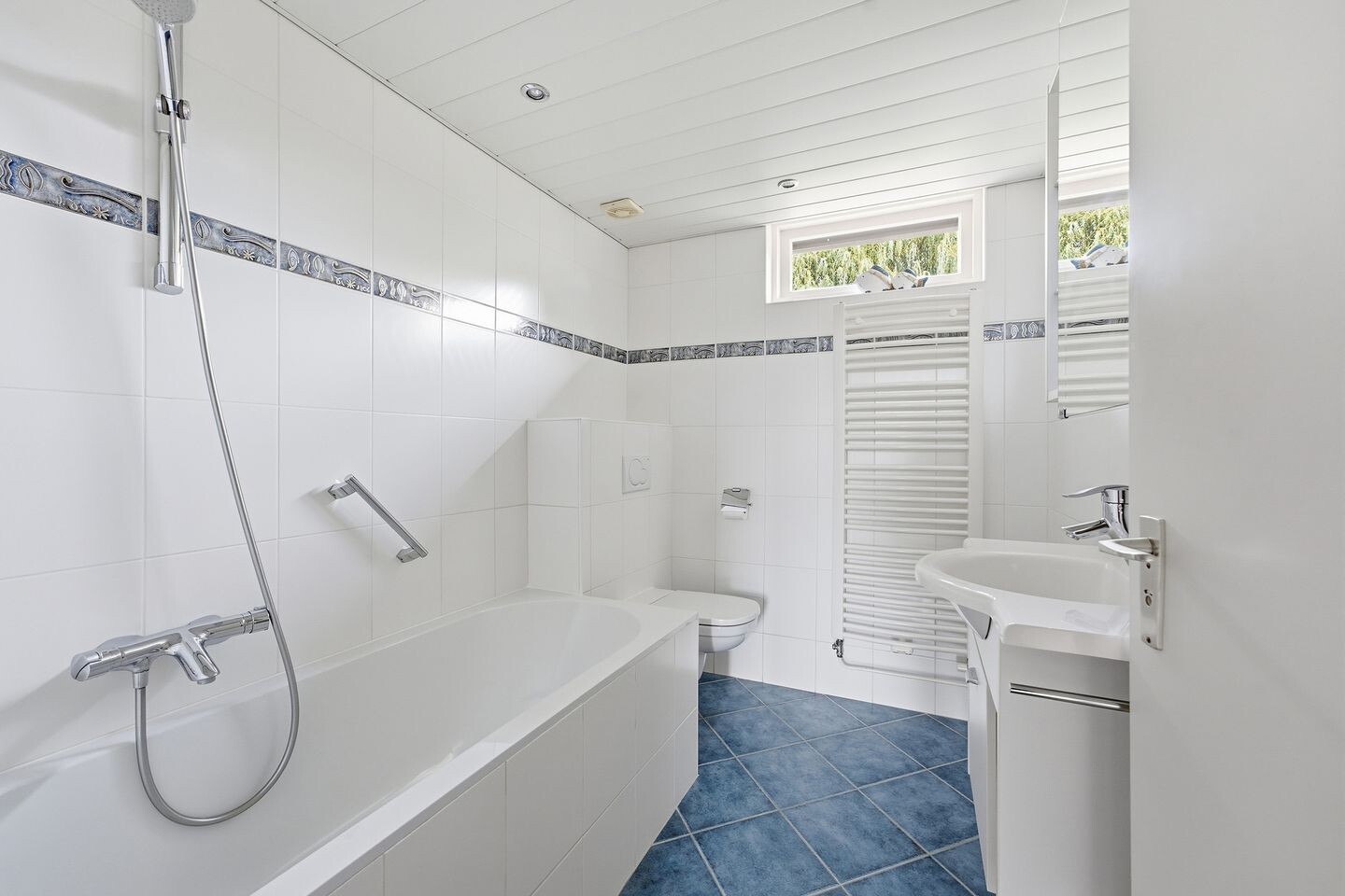 Tussenwoning te koop: Putstraat 8, Streefkerk
