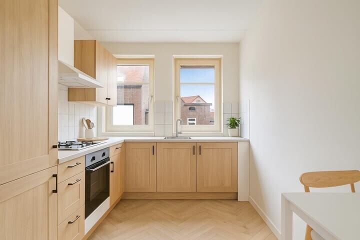 Tussenwoning te koop: Boezemlanden 2, Groot-Ammers