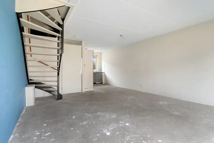Tussenwoning te koop: Boezemlanden 2, Groot-Ammers