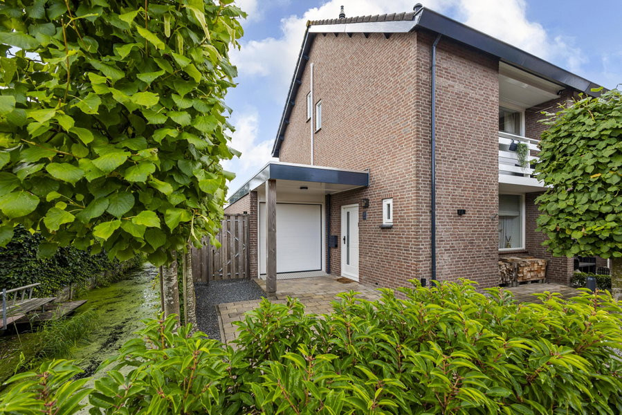 Hoekwoning te koop: Eiberplantsoen 57, Groot-Ammers