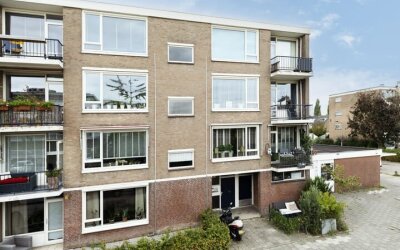 Adriaen van. 4