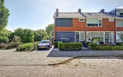 Mr. Treubstraat 5