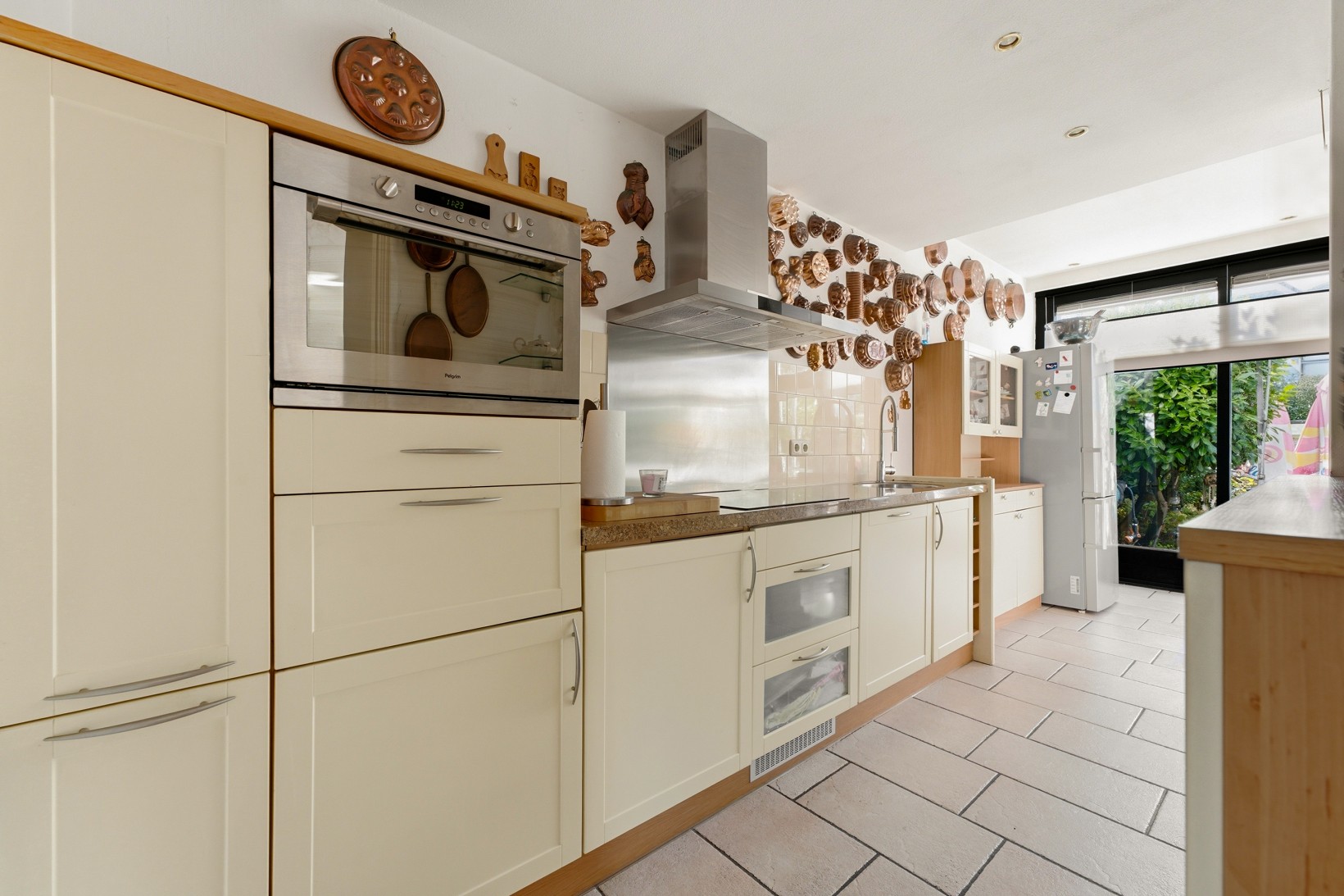 Tussenwoning te koop: Reijerweg 223, Ridderkerk