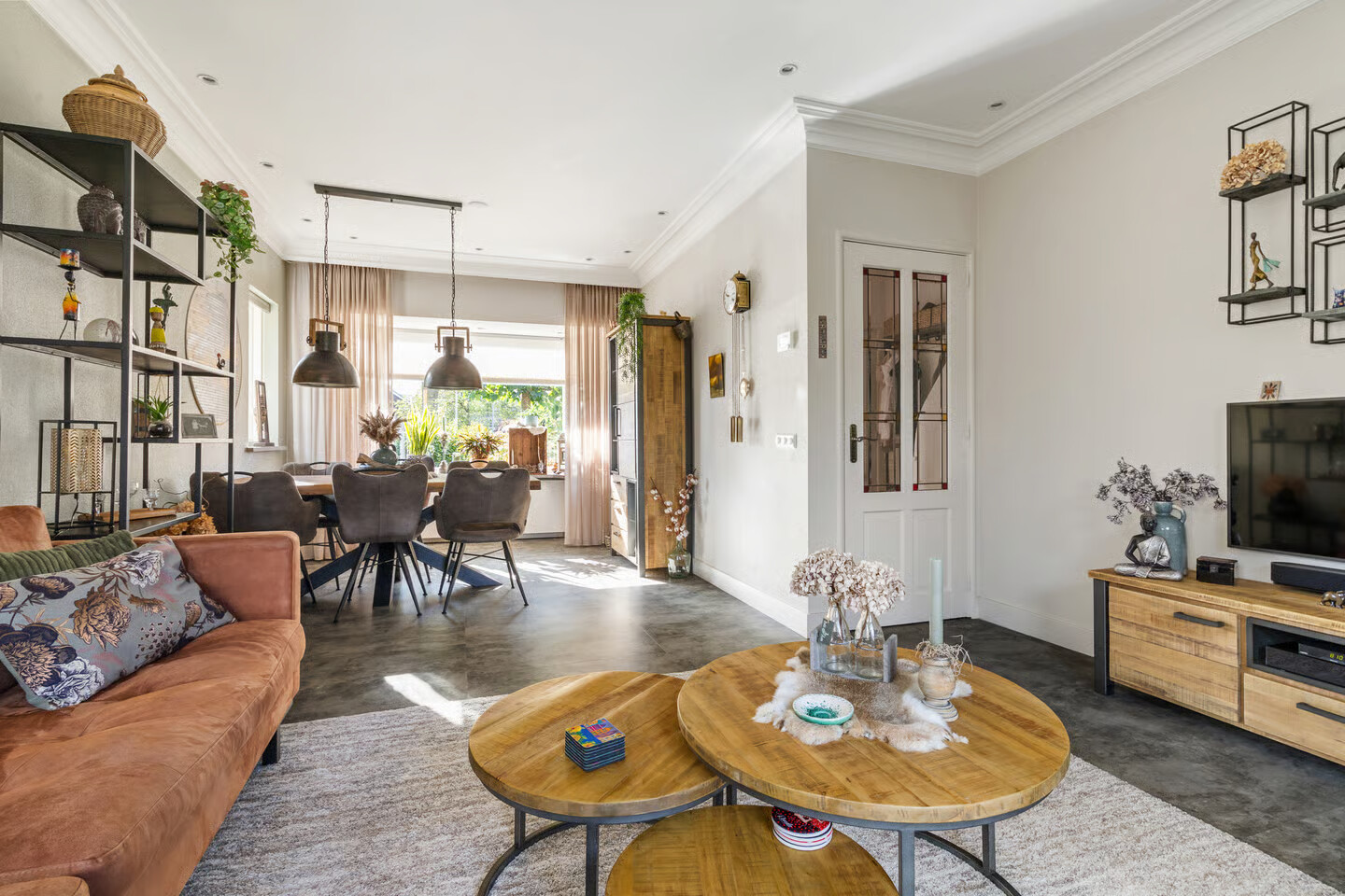 Twee-onder-één-kap te koop: Churchillplein 3, Ridderkerk