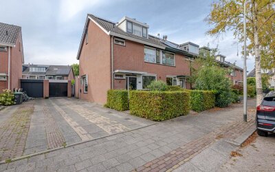 Pelikaan 7
