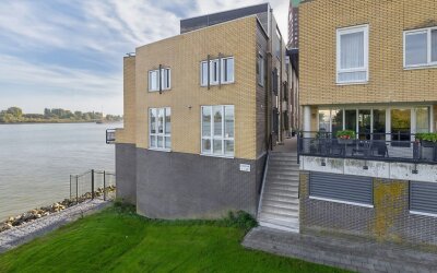 Dokhof 18