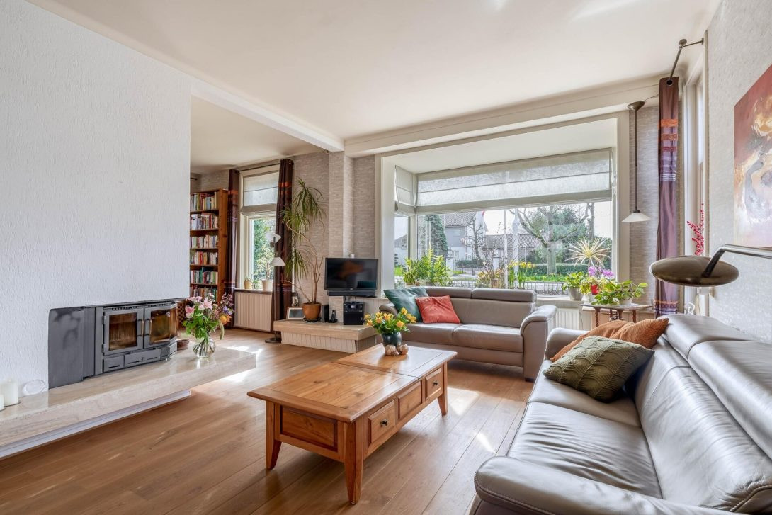 Vrijstaande woning te koop: Rijksstraatweg 10, Ridderkerk