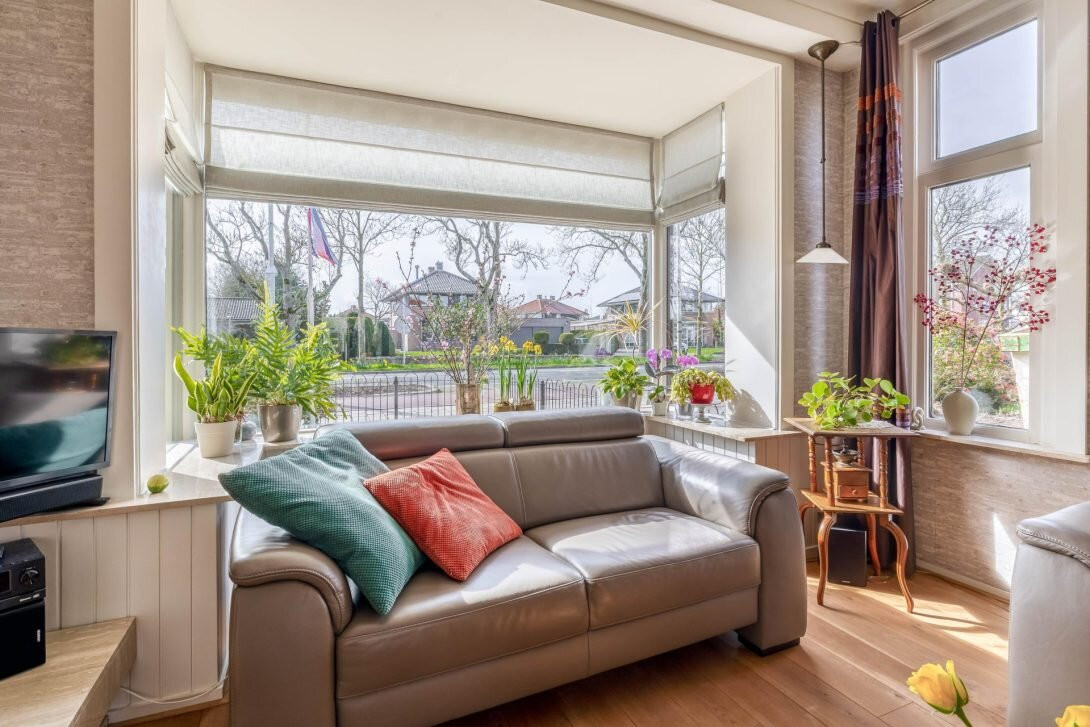 Vrijstaande woning te koop: Rijksstraatweg 10, Ridderkerk