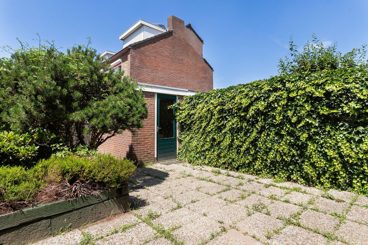 Tussenwoning te koop: De Zeeg 12, Barendrecht