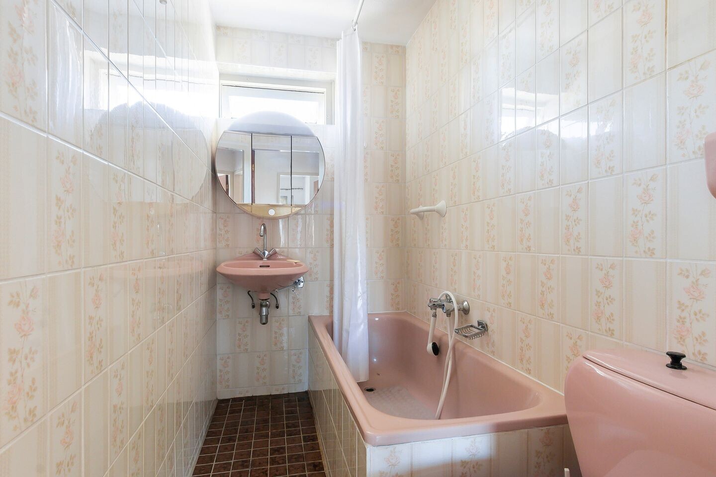 Tussenwoning te koop: De Zeeg 12, Barendrecht