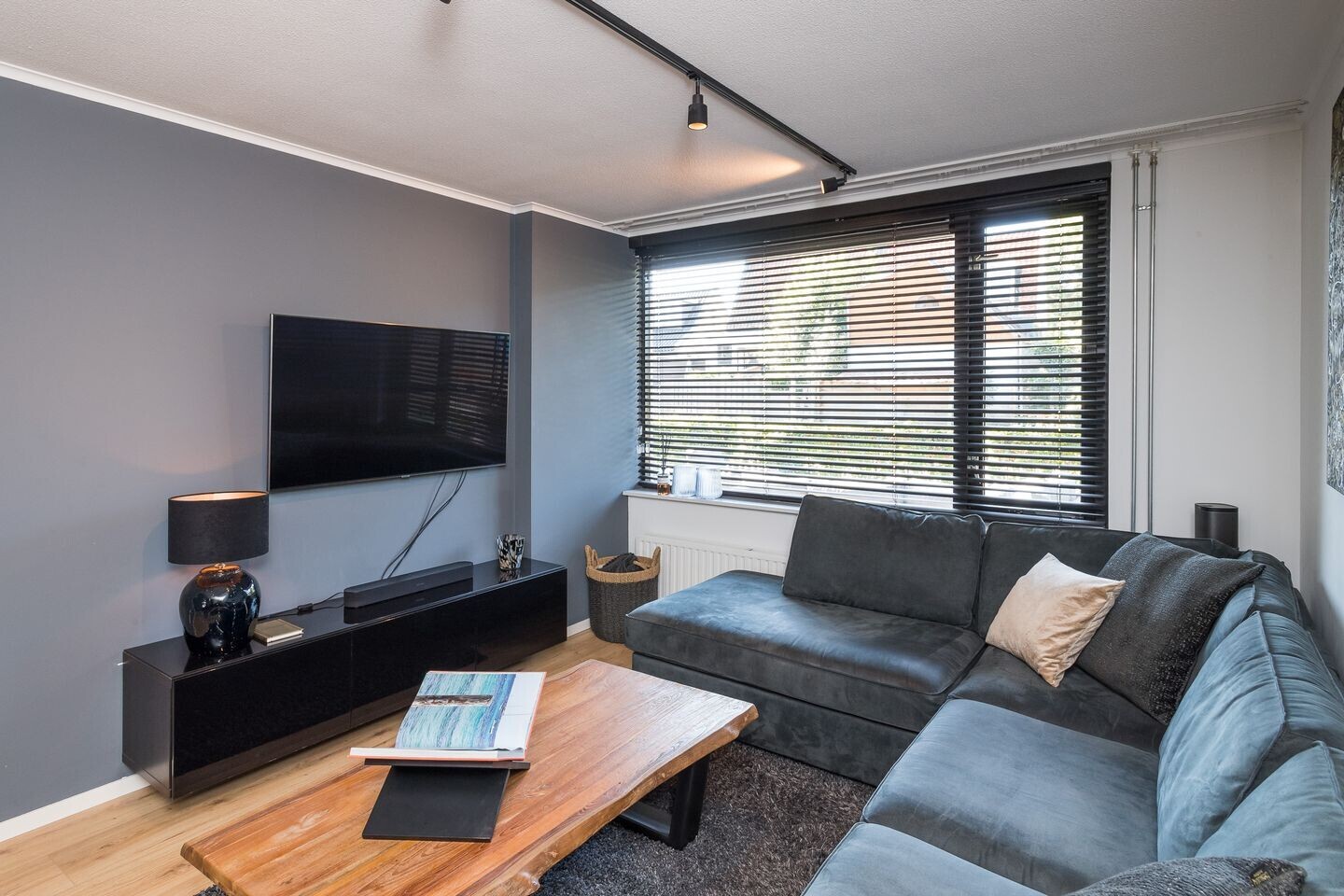 Appartement te koop: Van Ravesteyndreef 65, Barendrecht