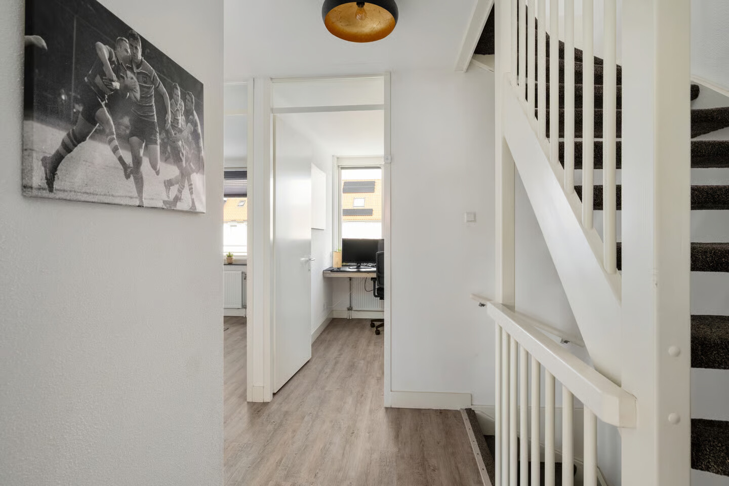 Tussenwoning te koop: Magdalenapolder 50, Barendrecht