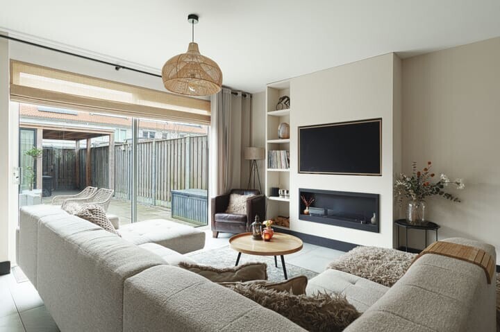 Tussenwoning te koop: Paulinapolder 22, Barendrecht