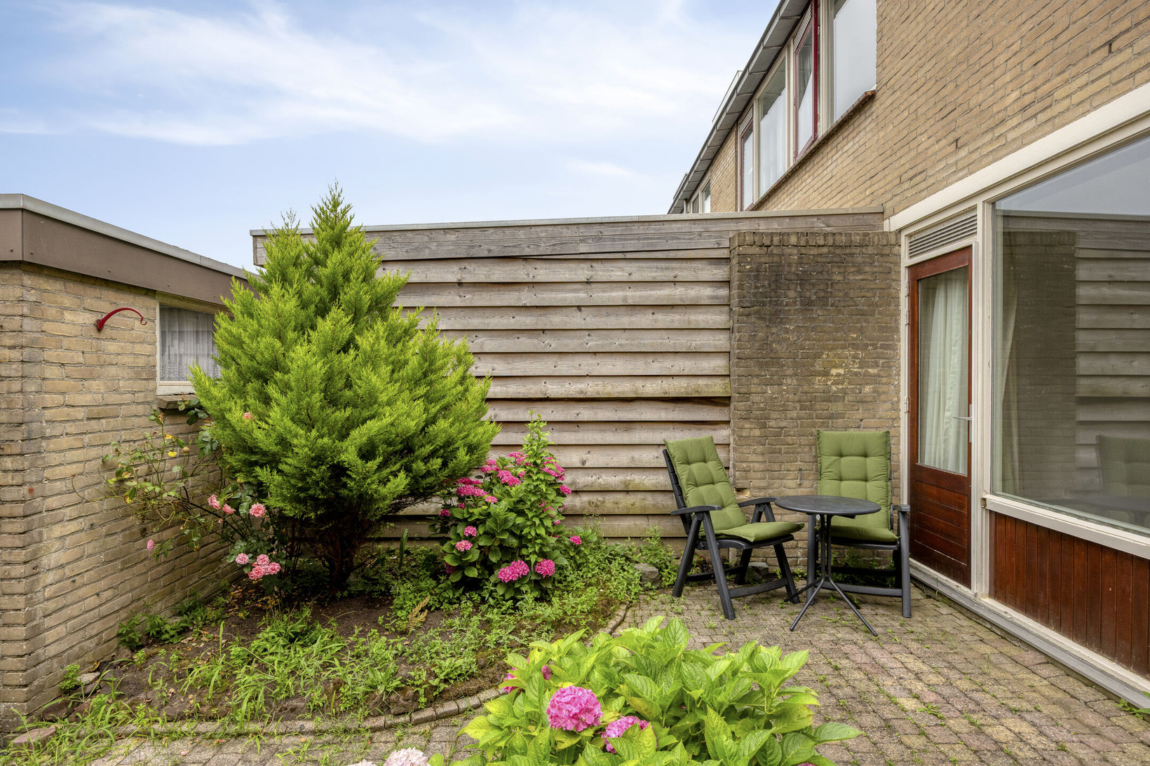 Tussenwoning te koop: Jaagpad 42, Barendrecht