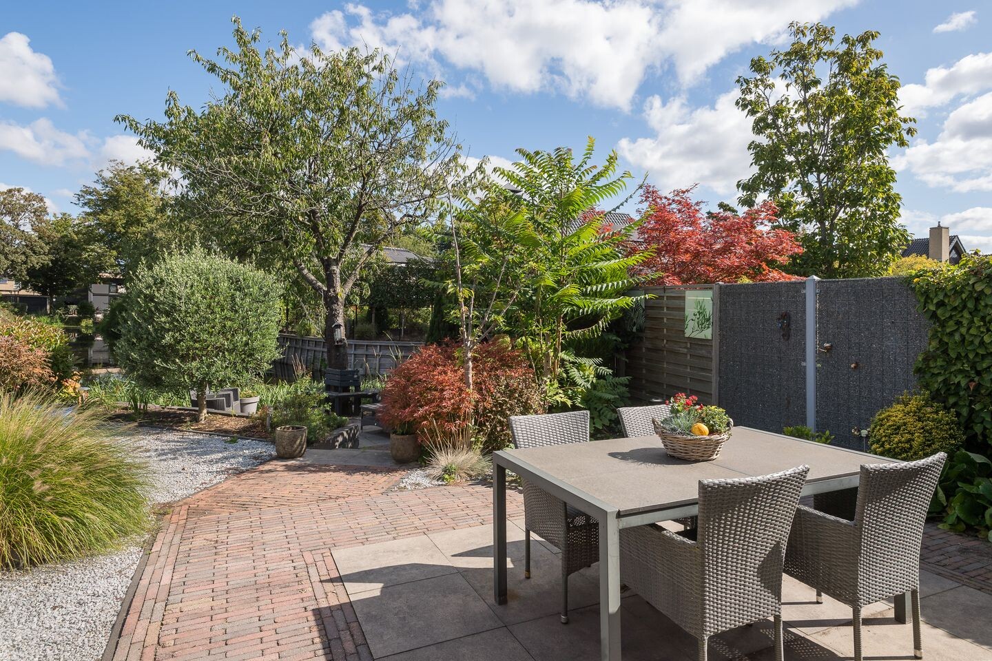 Hoekwoning te koop: Jacoba Pompevliet 67, Barendrecht