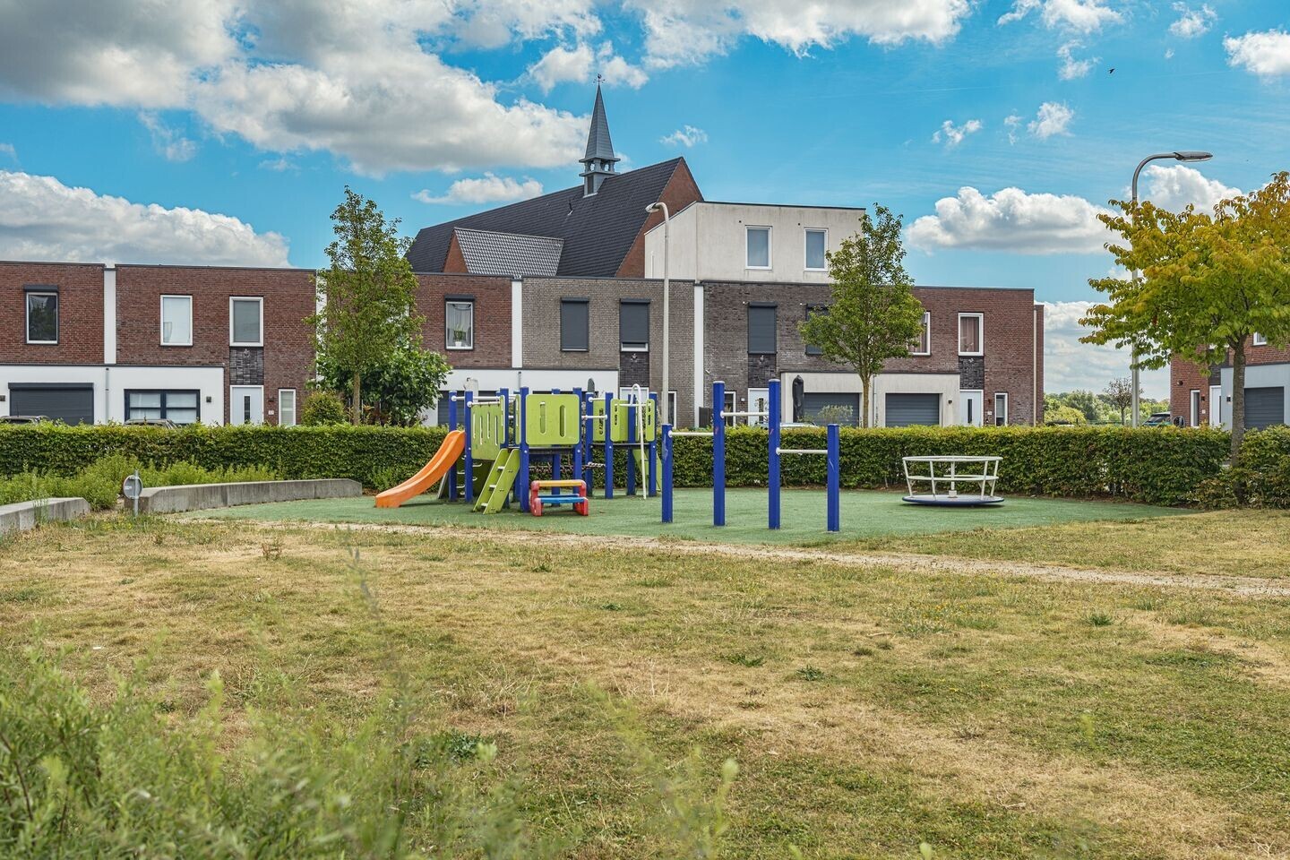 Hoekwoning te koop: Overstapwei 1, Barendrecht