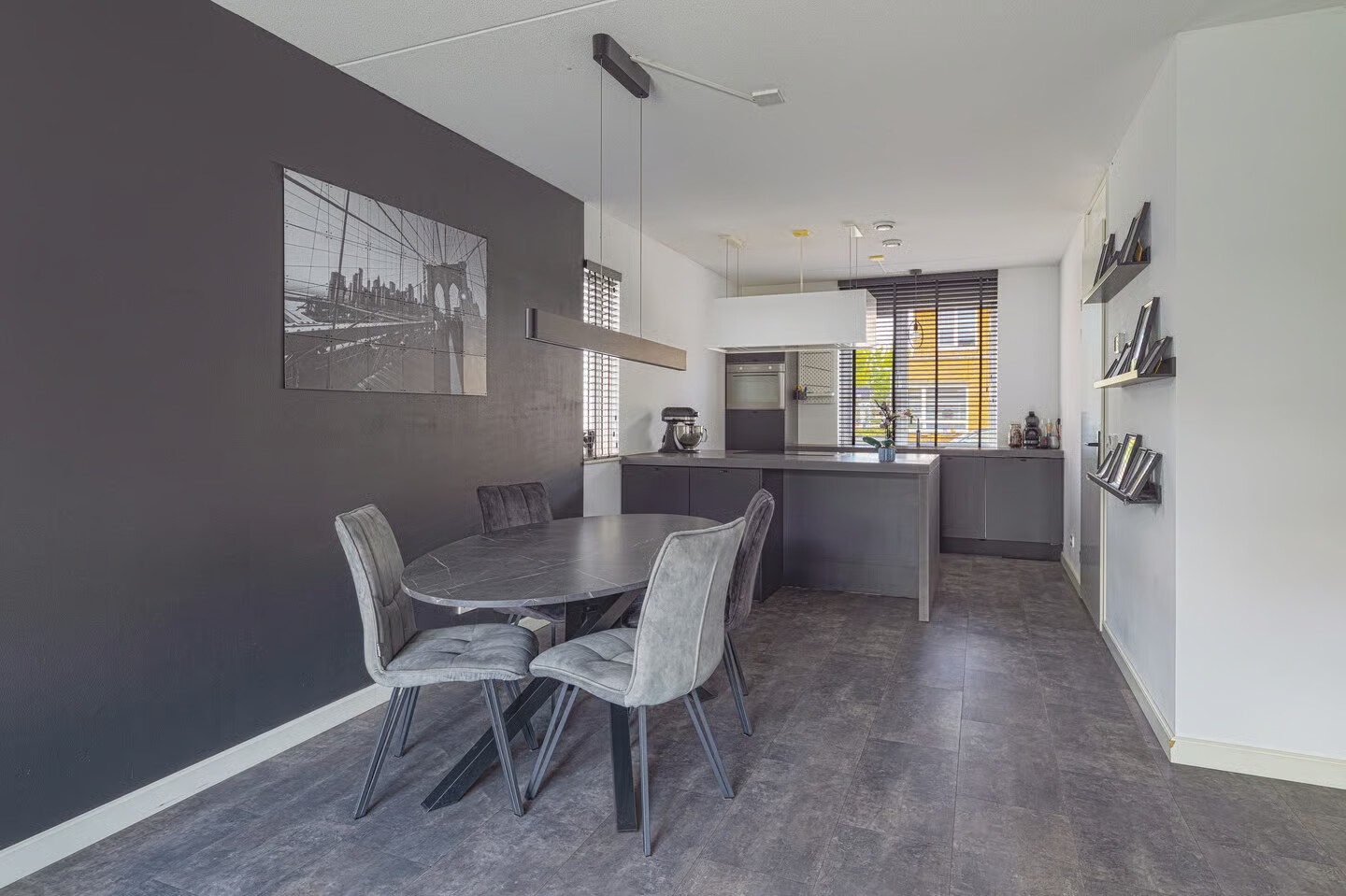 Hoekwoning te koop: Overstapwei 1, Barendrecht