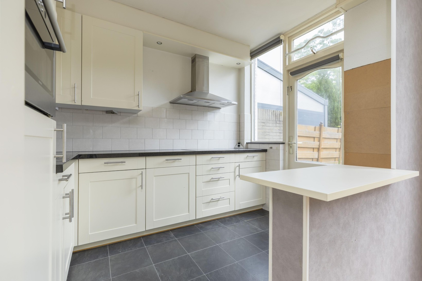 Tussenwoning te koop: Klompenmakerij 21, Barendrecht