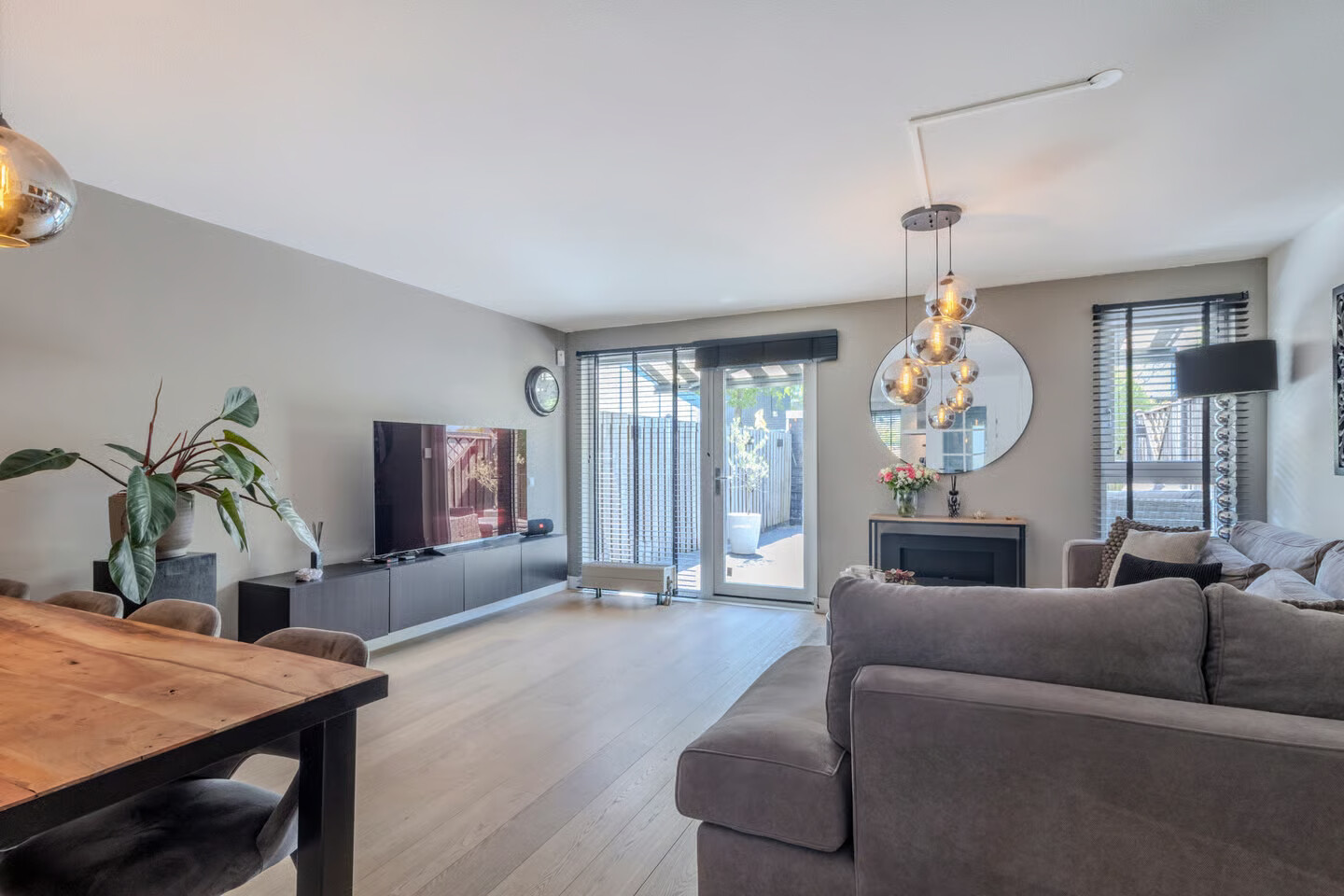 Tussenwoning te koop: Beugkant 11, Barendrecht