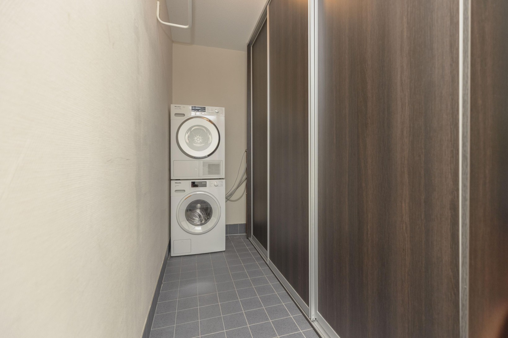 Appartement te koop: Middeldijkerplein 284, Barendrecht