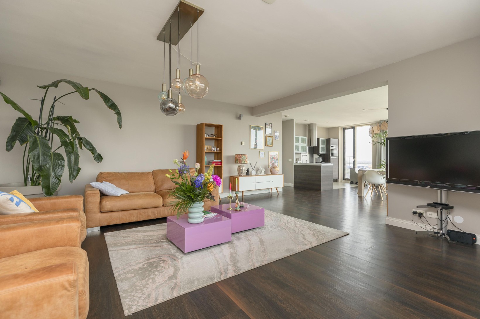 Appartement te koop: Middeldijkerplein 284, Barendrecht