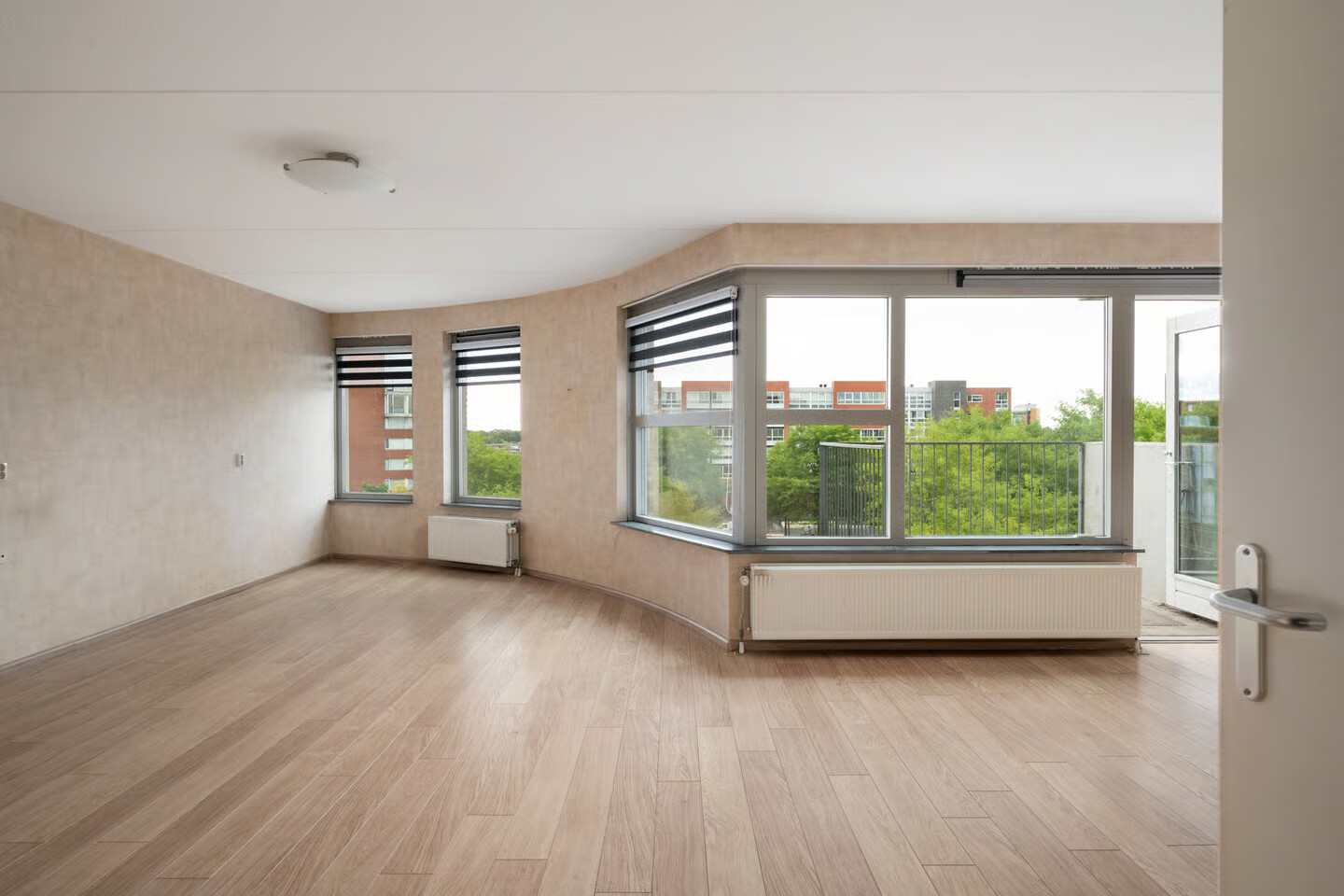 Appartement te koop: Middeldijkerplein 72, Barendrecht
