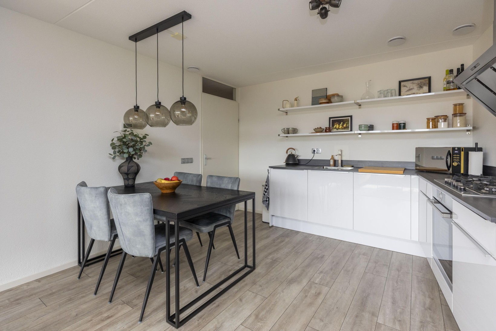 Appartement te koop: Iepenwede 14, Barendrecht