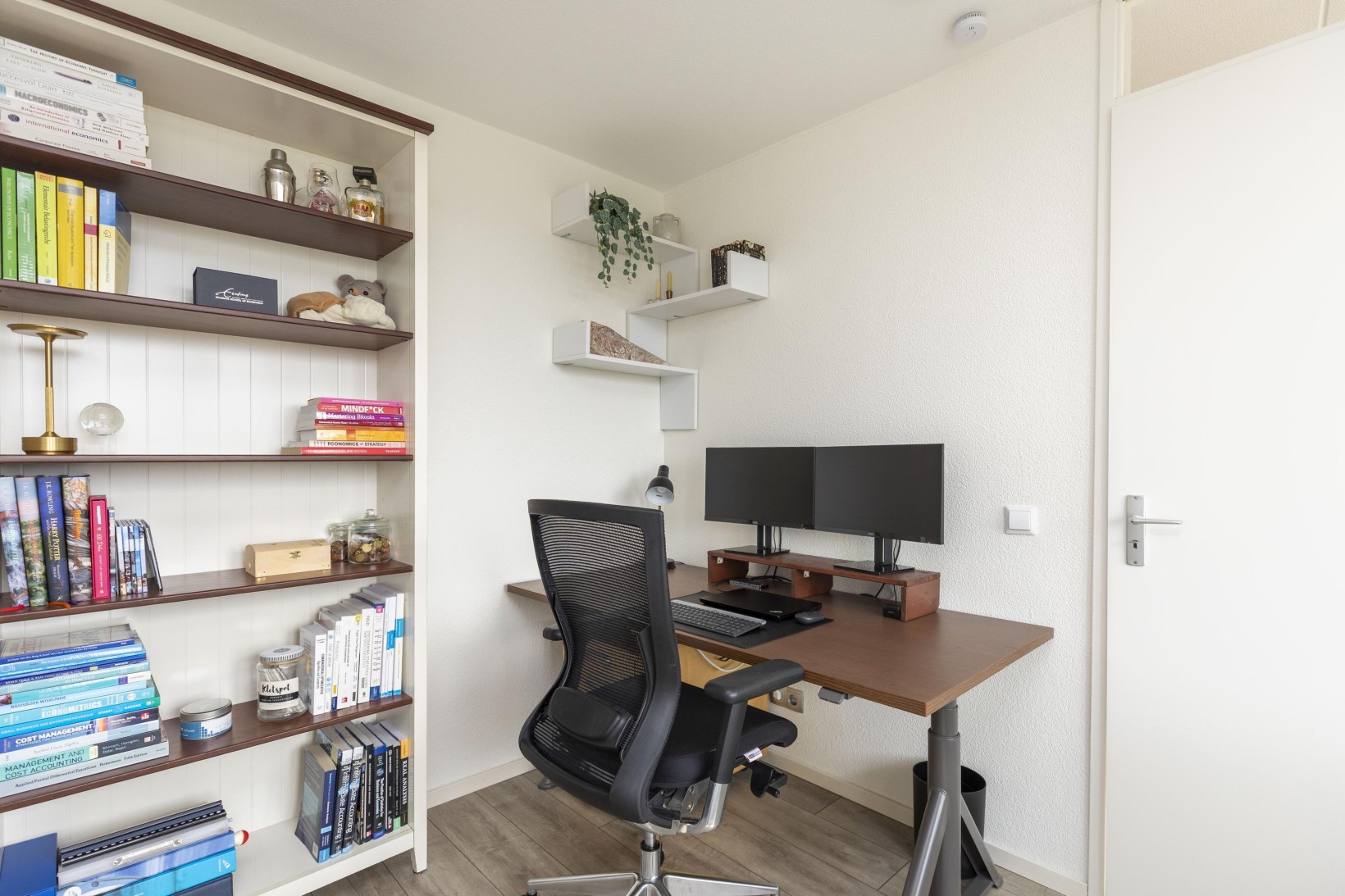 Appartement te koop: Iepenwede 14, Barendrecht