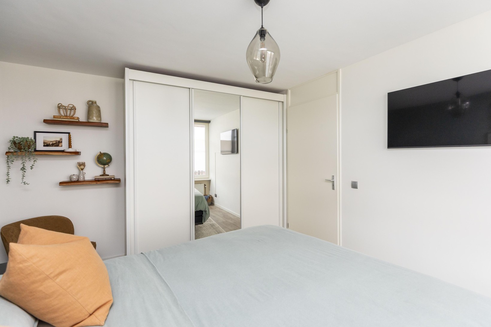 Appartement te koop: Iepenwede 14, Barendrecht
