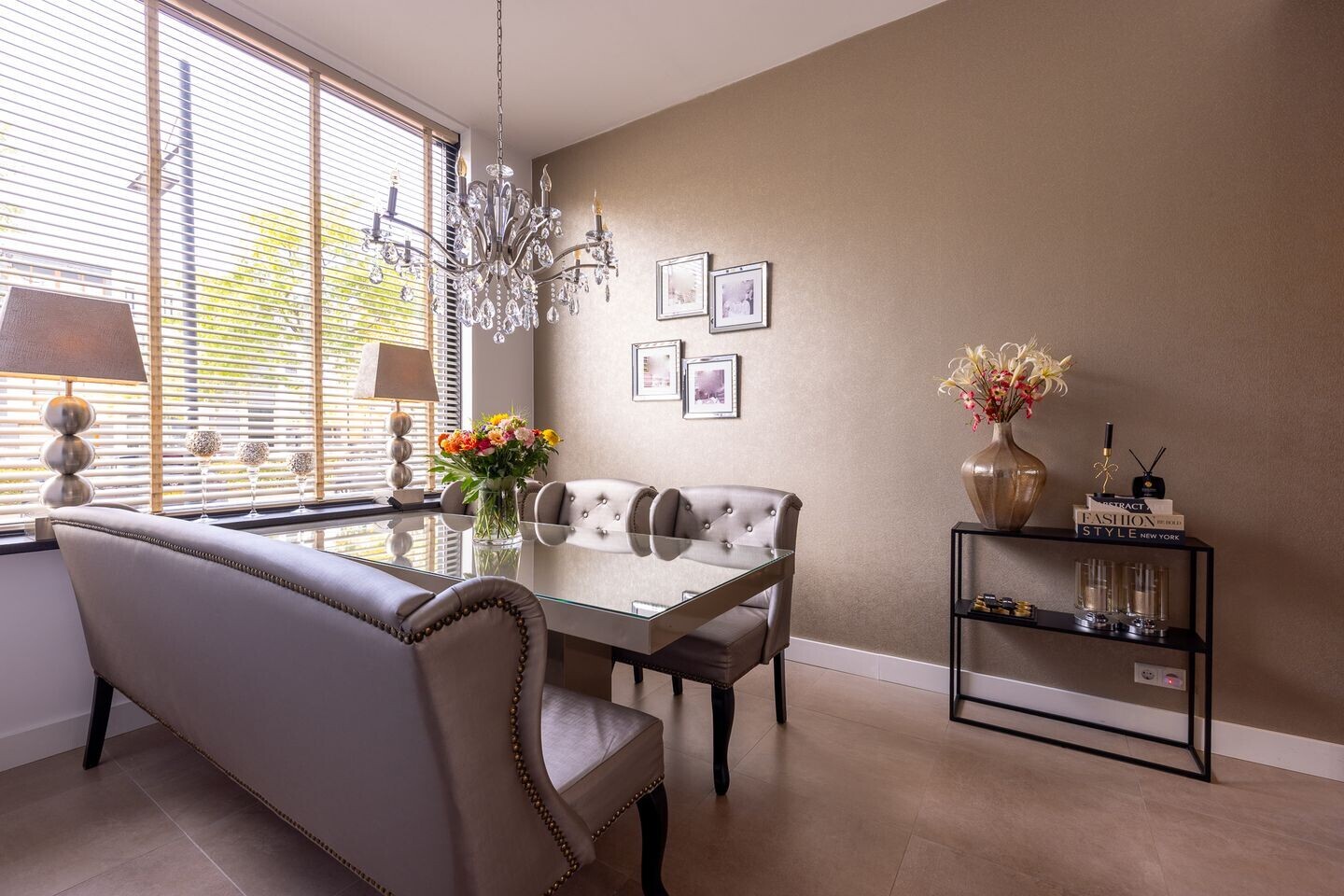 Tussenwoning te koop: Avenue Carnisse 199, Barendrecht