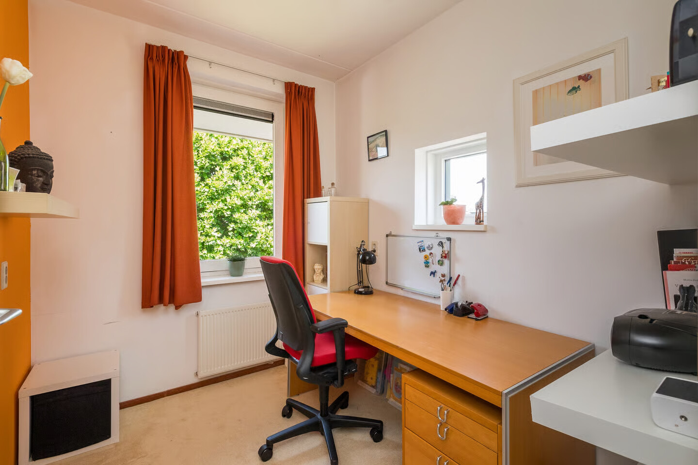 Tussenwoning te koop: Vrijenburglaan 75, Barendrecht