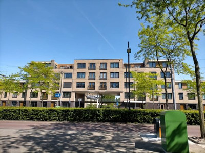 Avenue Carr. 208