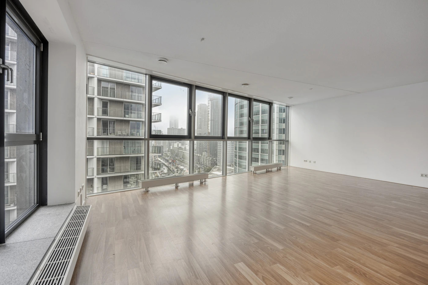 Appartement te koop: Vissersdijk 165, Rotterdam