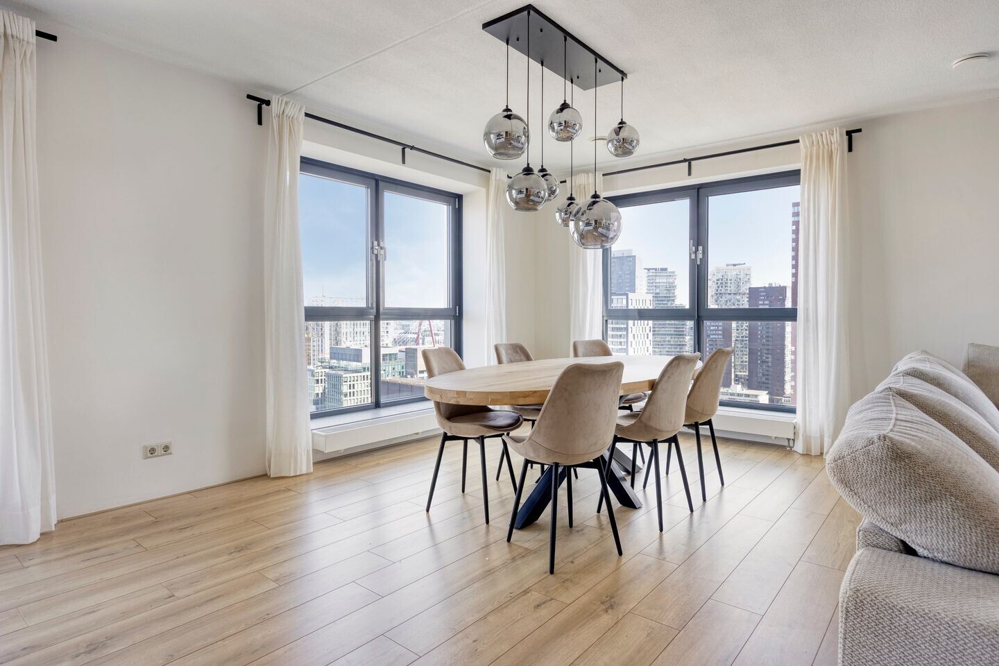 Appartement te koop: Vissersdijk 197, Rotterdam