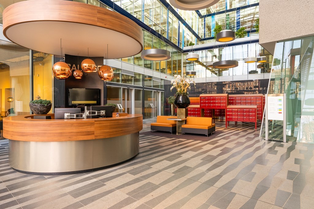 Appartement te huur: Kruisplein 430, Rotterdam