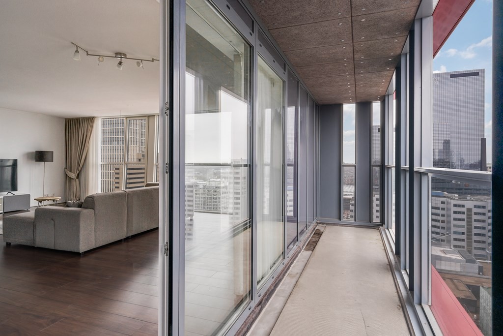 Appartement te huur: Kruisplein 430, Rotterdam