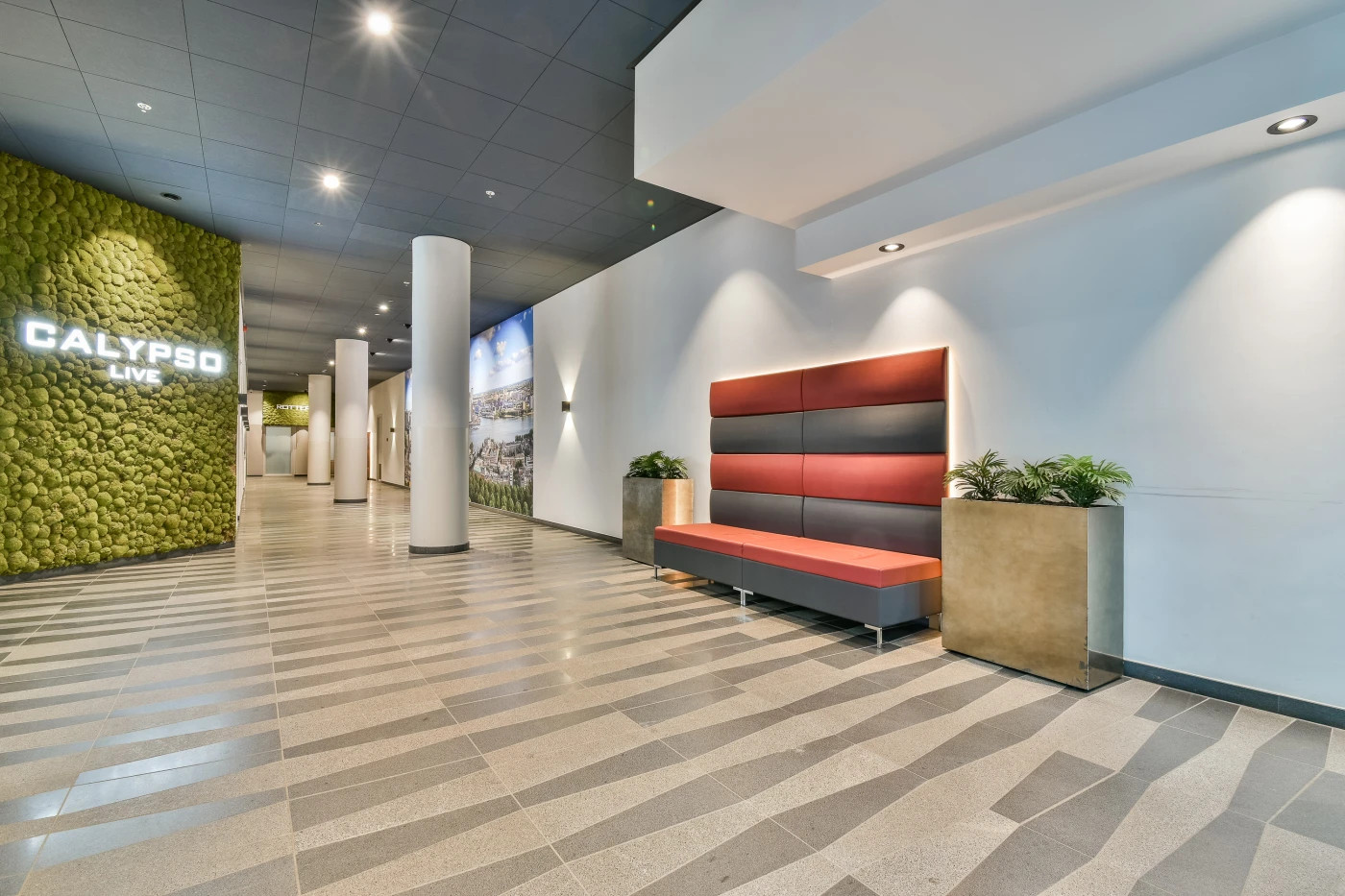 Appartement te koop: Kruisplein 542, Rotterdam