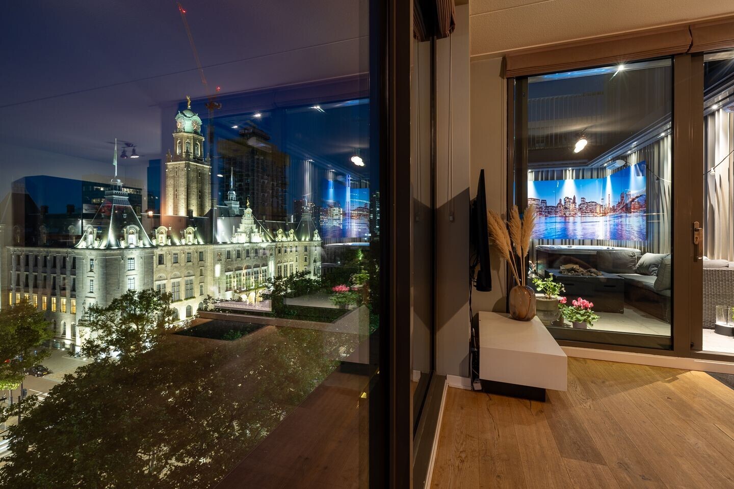 Appartement te koop: Kruiskade 2H, Rotterdam