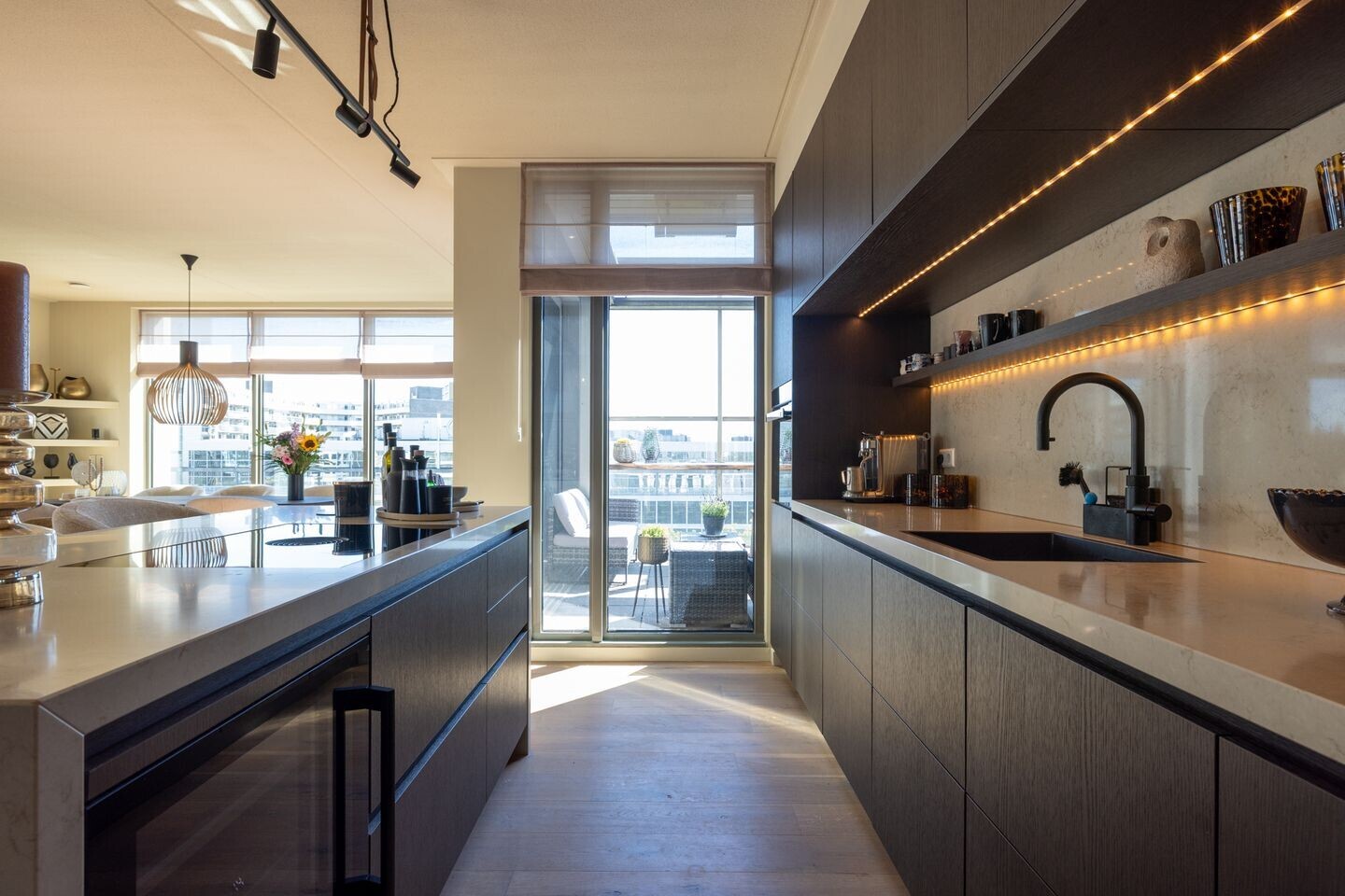 Appartement te koop: Kruiskade 2H, Rotterdam
