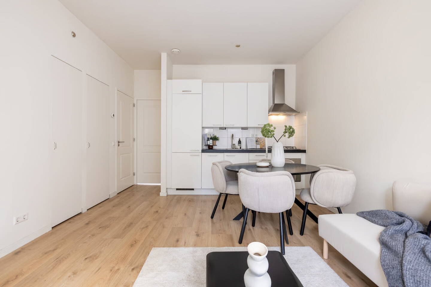 Studio te koop: Drievriendenstraat 12B, Rotterdam