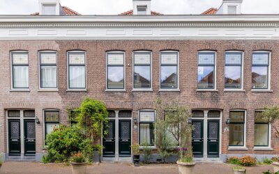 Drievriende. 11-B