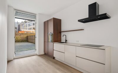 Westzeedijk 74-C