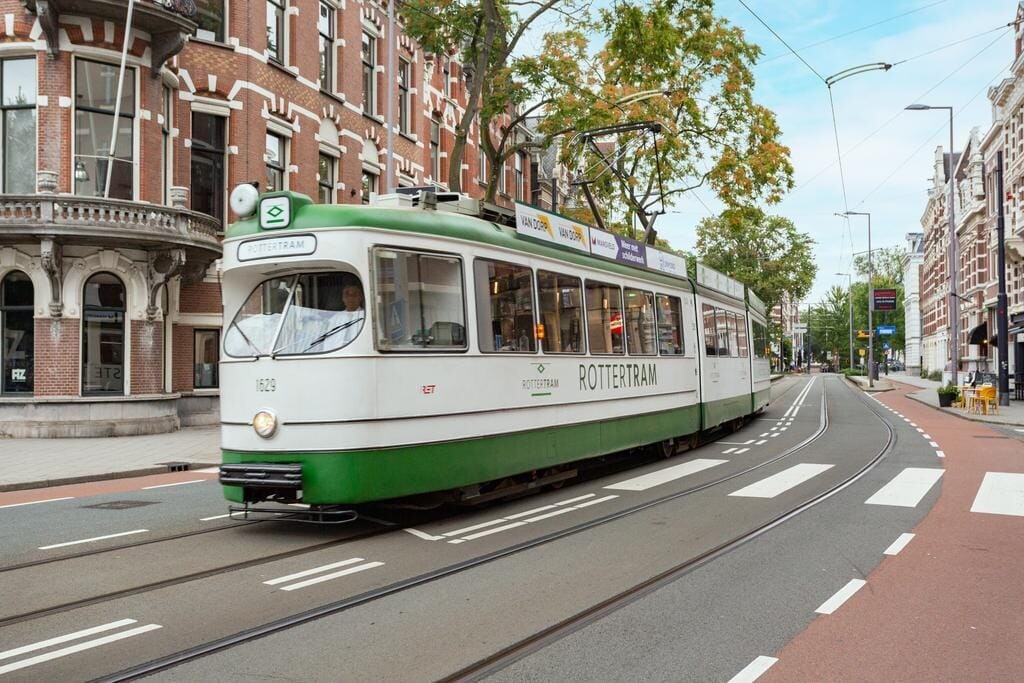 Appartement te koop: Van Vollenhovenstraat 3-805, Rotterdam