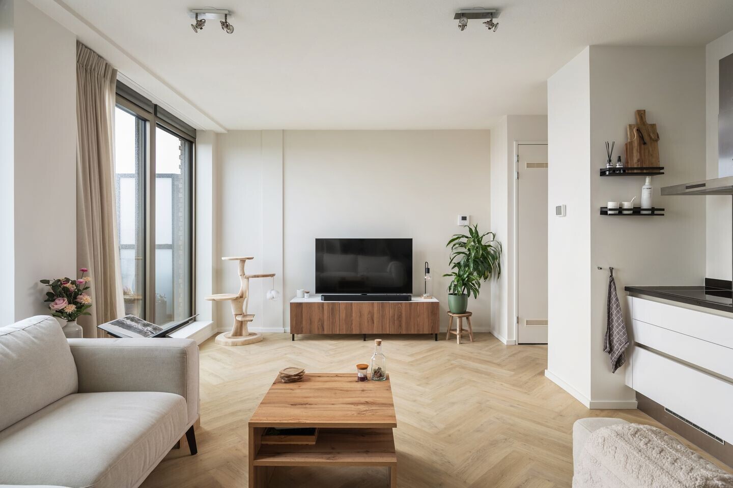 Appartement te koop: Van Vollenhovenstraat 3-909, Rotterdam