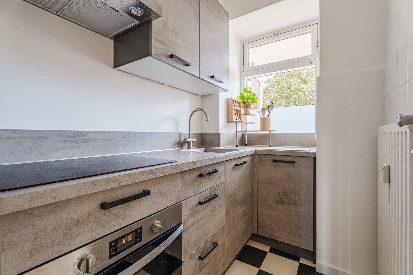 Appartement te koop: Suze Groeneweglaan 99, Rotterdam