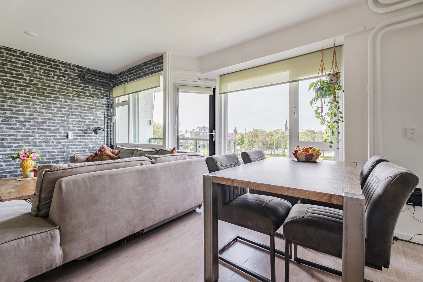 Appartement te koop: Suze Groeneweglaan 99, Rotterdam